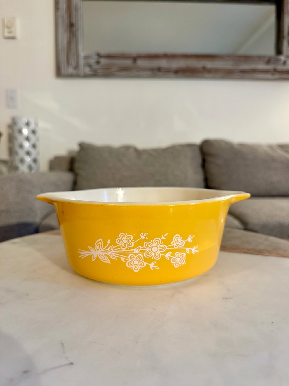 Vintage PYREX Butterfly Gold 471-B 1 Pint Tiny Cinderella Casserole Yellow
